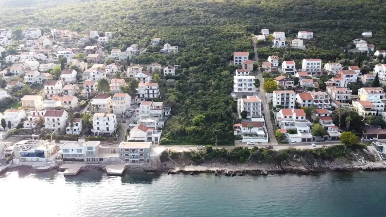 Prodaja, plac, 12528m², Tivat, Crna Gora