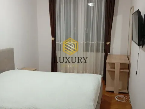 Izdavanje, dvosoban stan, 67m², Blok 6, Podgorica - image 9