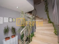 Izdavanje, poslovni prostor, 250m², Gornja Gorica, Podgorica - image 12