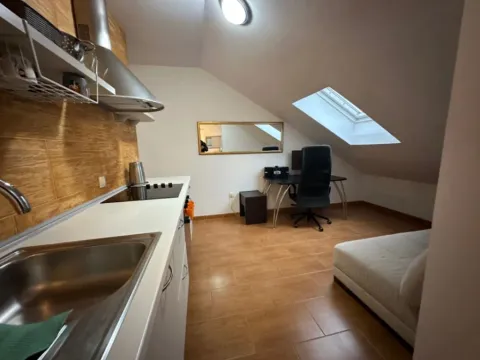 Rent, two bedroom apartment, 82m², Centar, Tivat - image 12