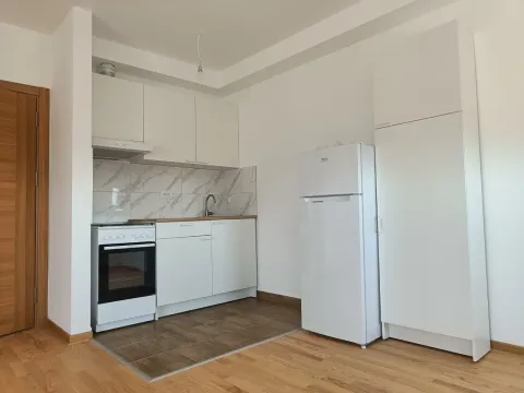 Rent, two bedroom apartment, 54m², Kaluđerica, Beograd - image 4