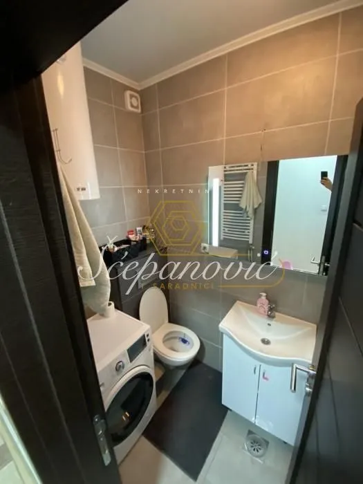 Prodaja, trosoban stan, 76m², Adice, Novi Sad Sve Podlokacije