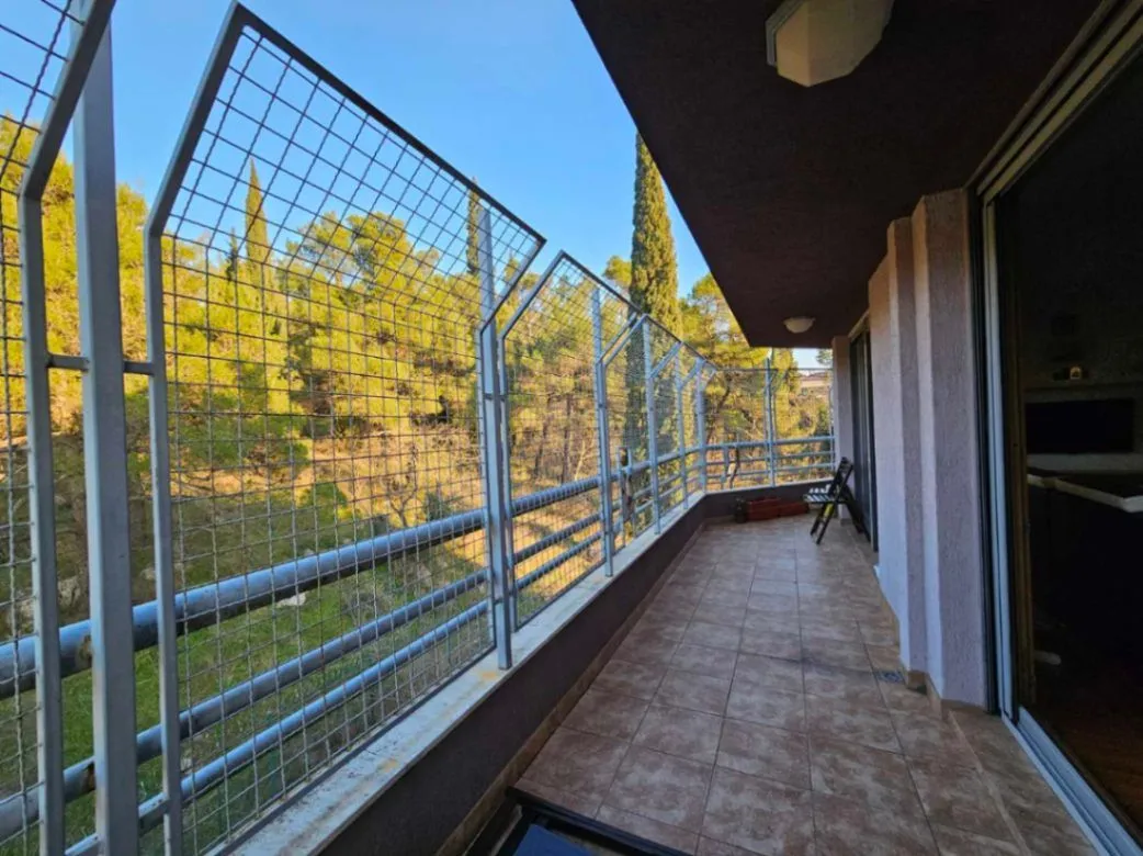 Prodaja, trosoban stan, 136m², Pod Goricom, Podgorica