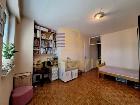 Prodaja, trosoban stan, 80m², Novi Beograd Blok 22, Novi Beograd Sve Podlokacije - image 13