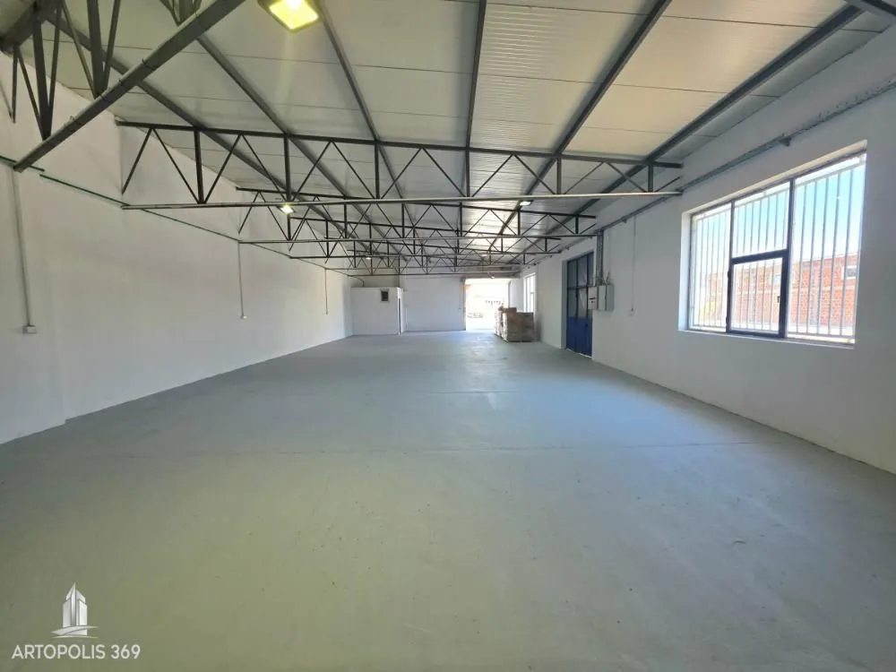 Rent, office space, 250m², Zemun Ugrinovci, Zemun Sve Podlokacije