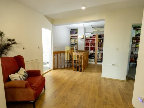 Sale, house, 240m², Salajka, Novi Sad Sve Podlokacije - image 22