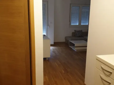 Prodaja, jednosoban stan, 43m², City Kvart, Podgorica - image 5