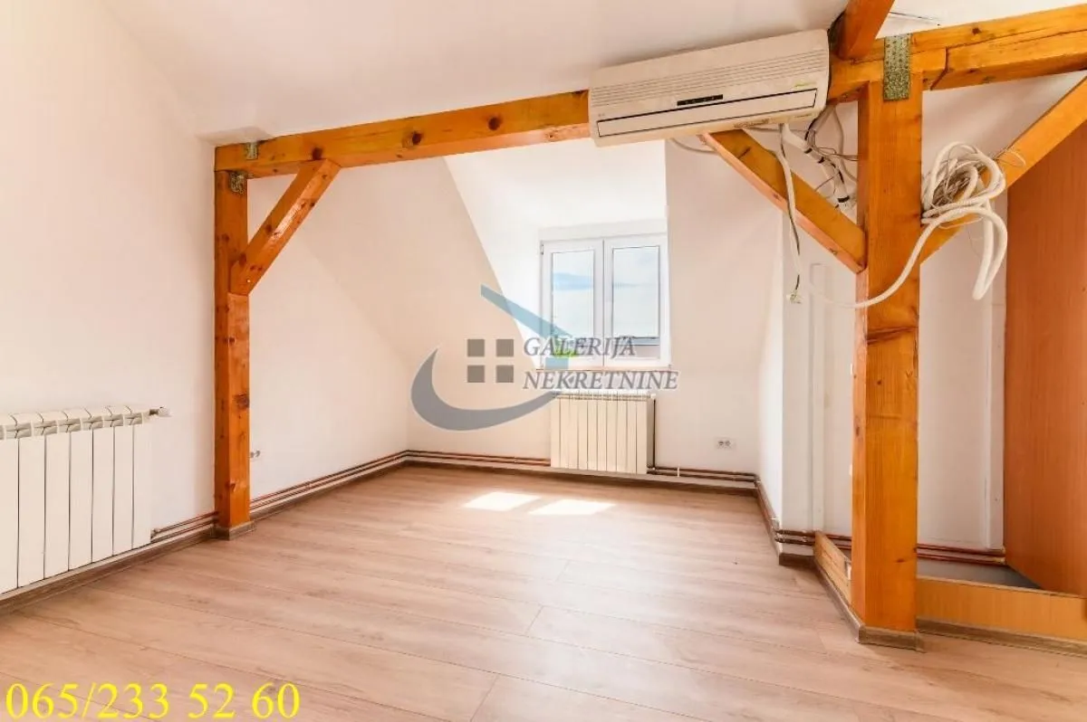 Prodaja, kuća, 300m², Dušanovac, Voždovac Sve Podlokacije