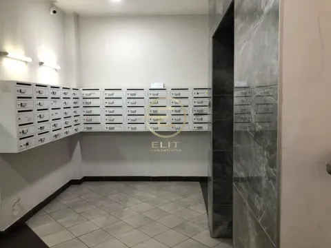 Rent, office space, 46m², Bulevar Oslobodjenja, Novi Sad Sve Podlokacije - image 14