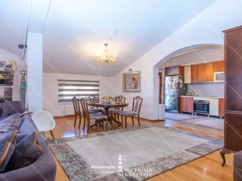 Prodaja, četvorosoban stan, 137m², Topla, Herceg Novi - image 7