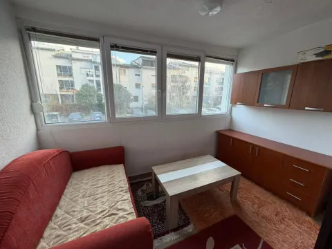 Izdavanje, dvosoban stan, 65m², Makedonsko naselje, Bar - image 7