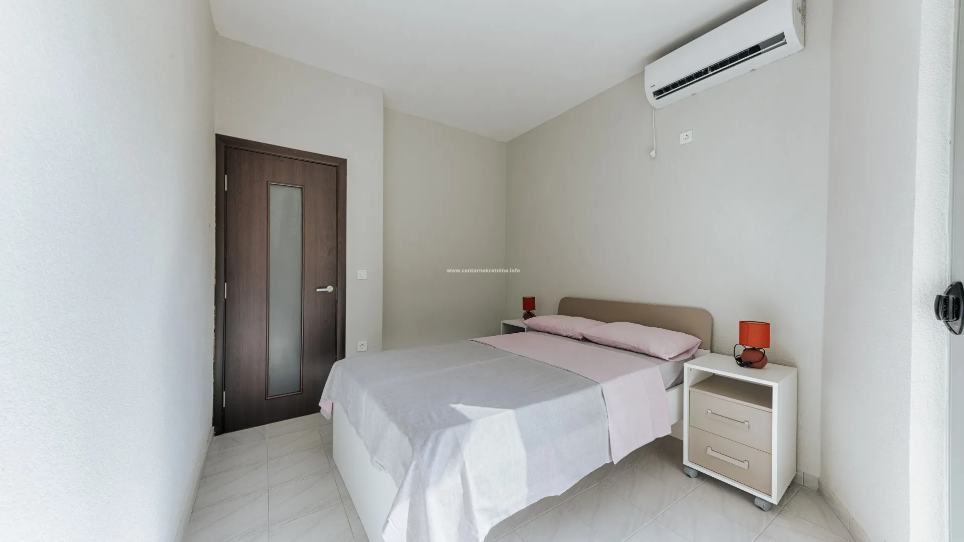 Sale, house, 250m², Utjeha, Bar