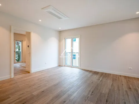 Prodaja, jednosoban stan, 65m², Luštica Bay, Tivat - image 7