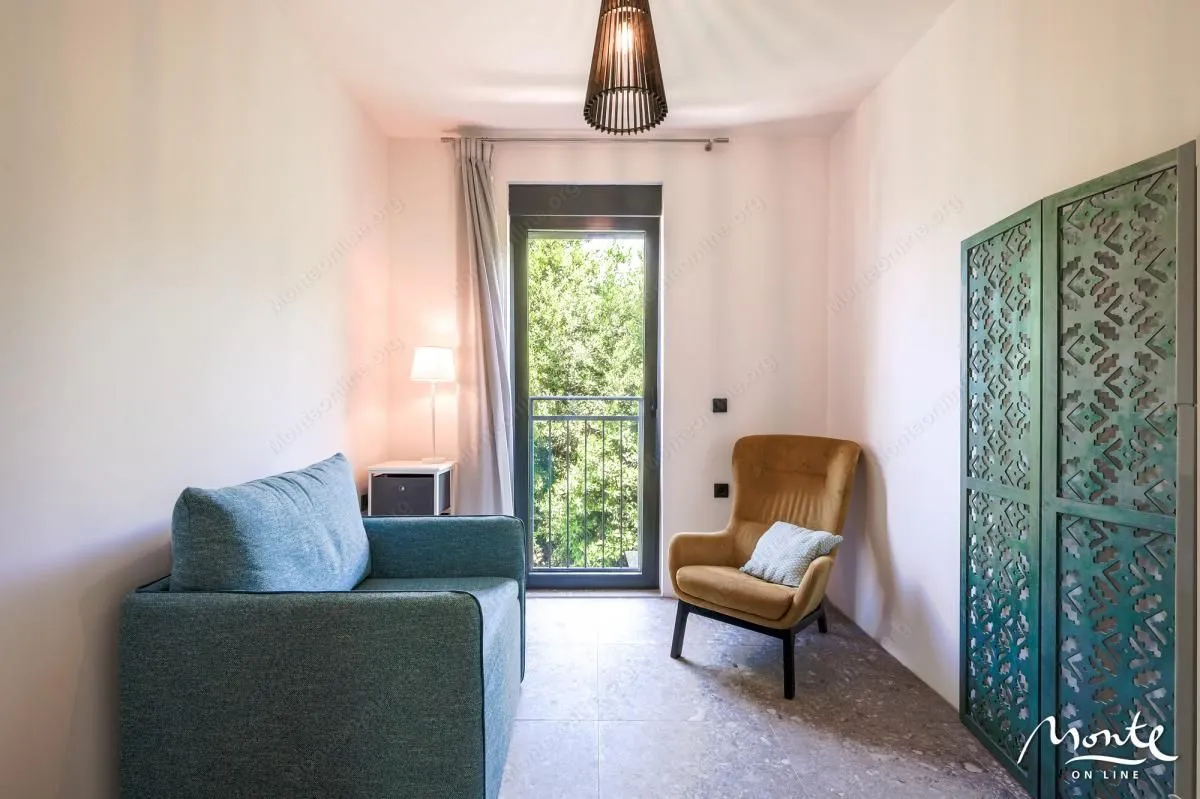 Sale, three bedroom apartment, 77m², Centar, Tivat
