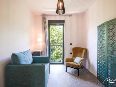 Prodaja, trosoban stan, 77m², Centar, Tivat - image 19