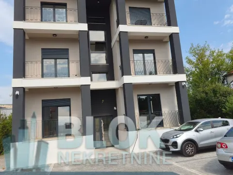 Izdavanje, dvosoban stan, 70m², Dalmatinska ulica, Podgorica - image 3