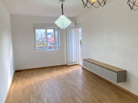 Prodaja, jednosoban stan, 48m², Zabjelo, Podgorica - image 2