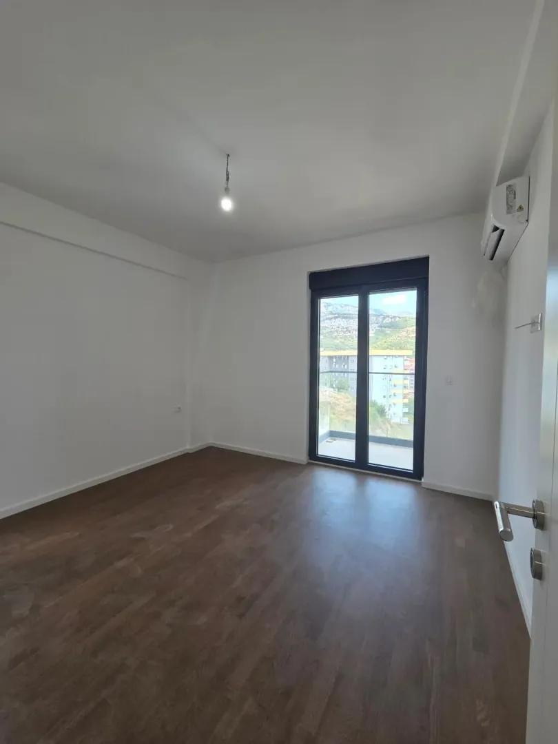 Prodaja, dvosoban stan, 68m², Dubovica, Budva