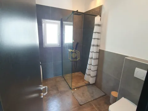 Sale, one bedroom apartment, 55m², Šušanj, Bar - image 9
