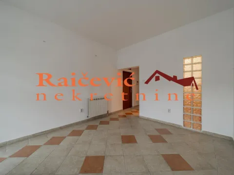 Sale, office space, 59m², Kalenić Pijaca, Vračar Sve Podlokacije - image 13