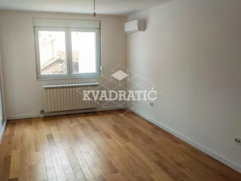 Prodaja, trosoban stan, 66m², Vukov Spomenik, Zvezdara Sve Podlokacije - image 1