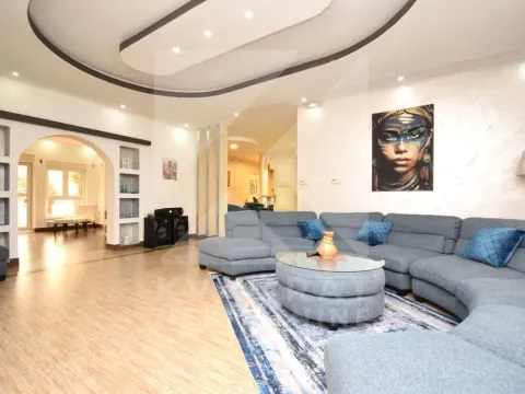 Rent, house, 330m², Golubovci, Podgorica - image 3