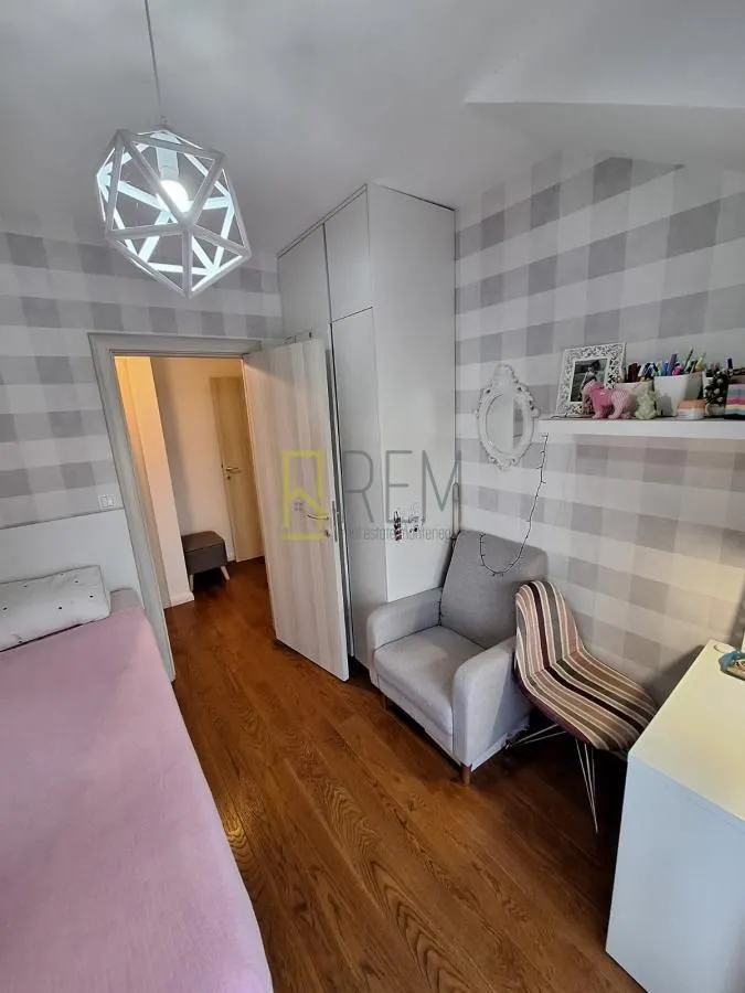Prodaja, trosoban stan, 86m², Ljubović, Podgorica