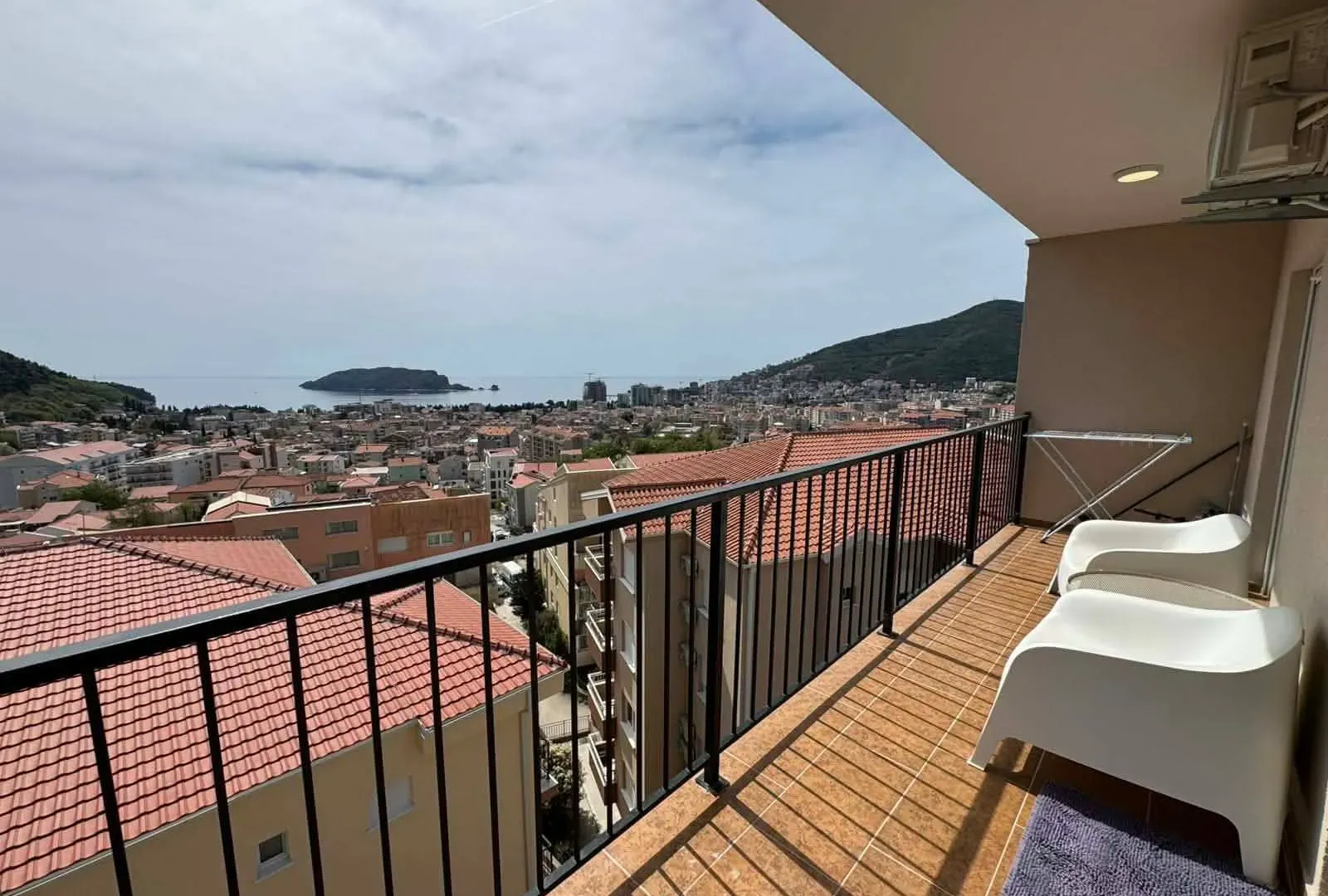 Prodaja, dvosoban stan, 63m², Budva okolina, Budva