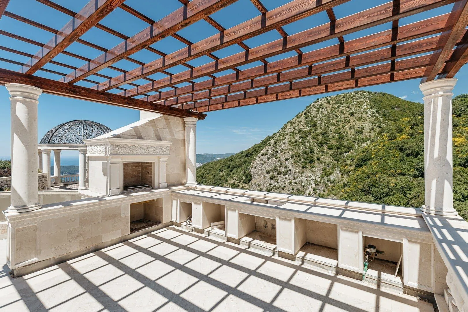 Sale, house, 1777m², Kuljače, Budva