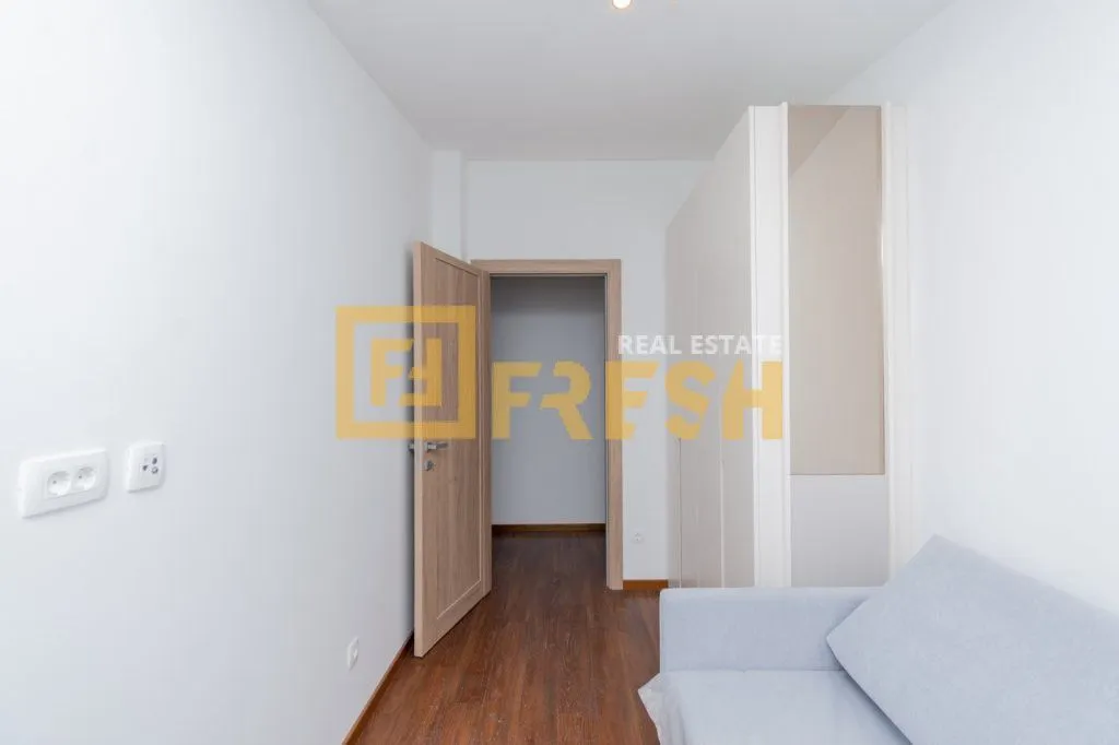 Rent, four bedroom apartment, 127m², Master Kvart, Podgorica
