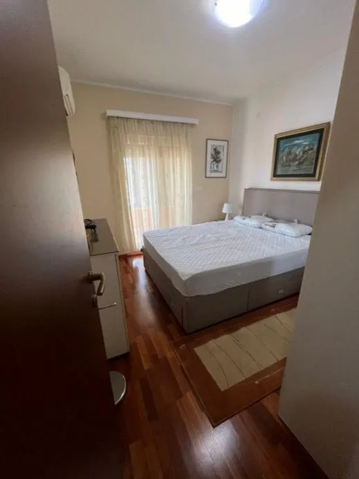 Izdavanje, dvosoban stan, 75m², City Kvart, Podgorica