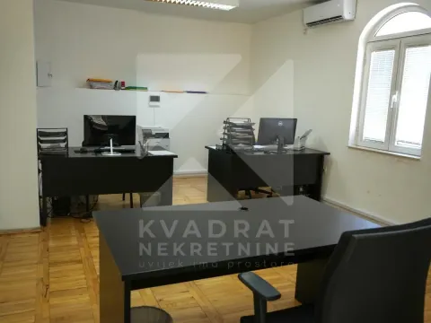 Rent, office space, 160m², Centar, Podgorica - image 2