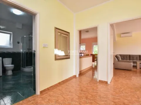 Sale, house, 280m², Bijela, Herceg Novi - image 10