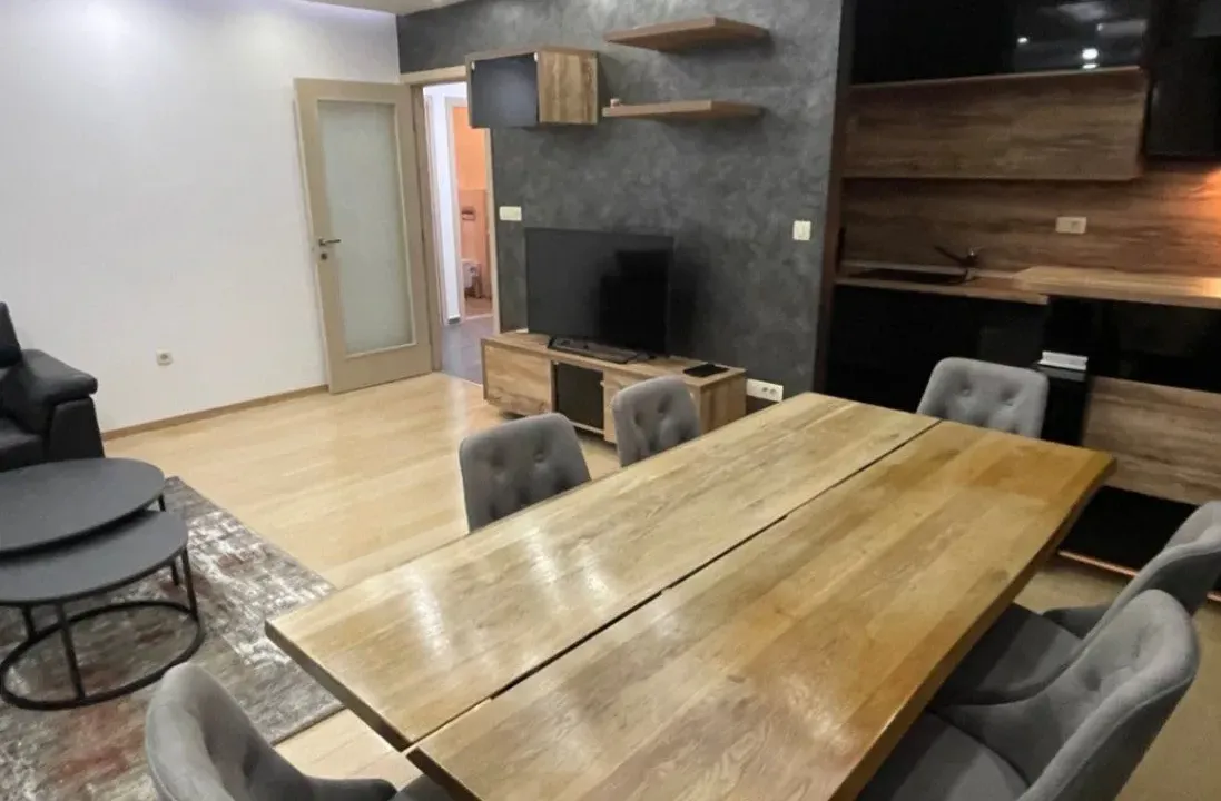 Rent, three bedroom apartment, 100m², City Kvart, Podgorica