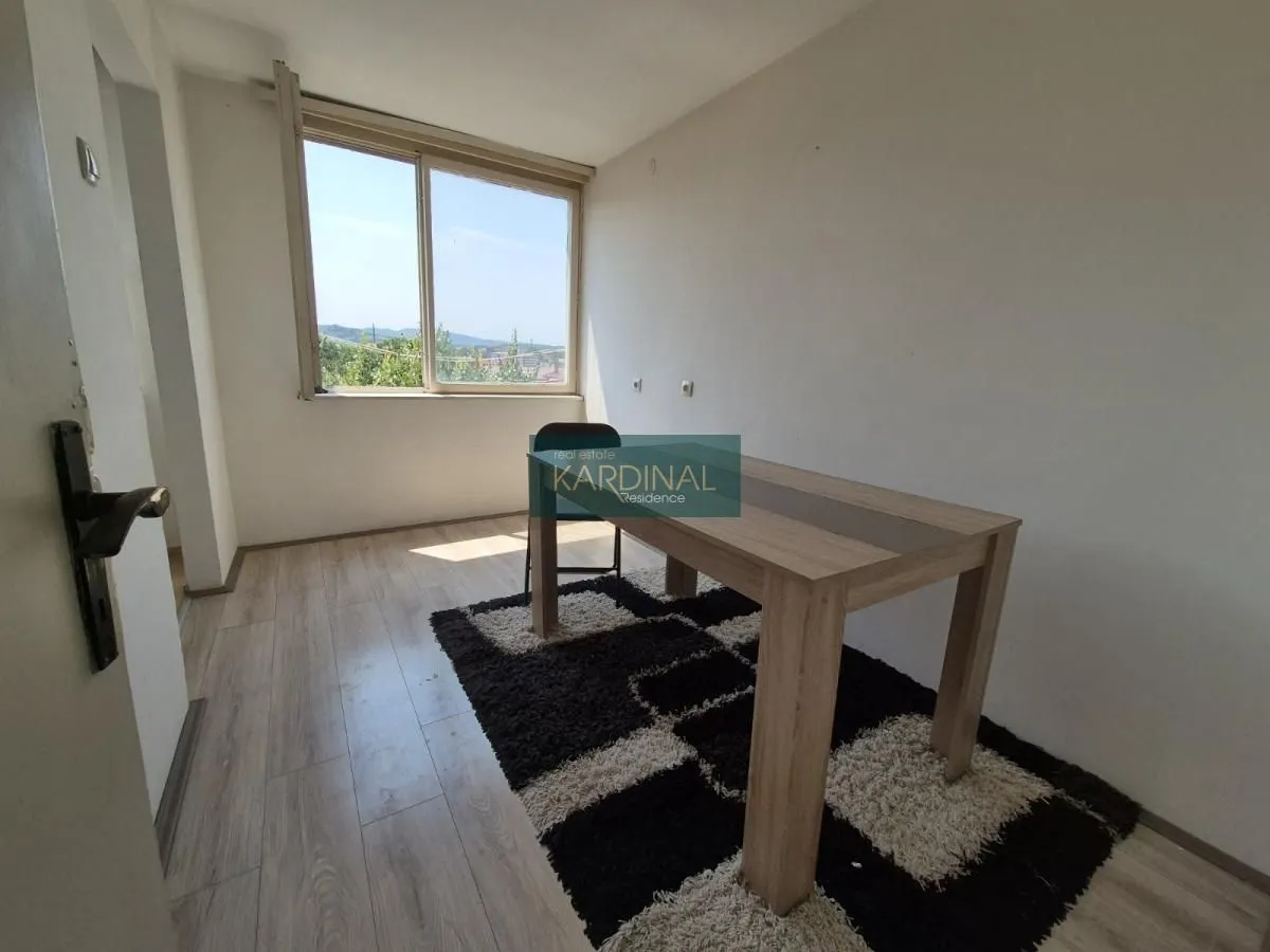 Prodaja, dvosoban stan, 60m², Kajsijar, Jagodina