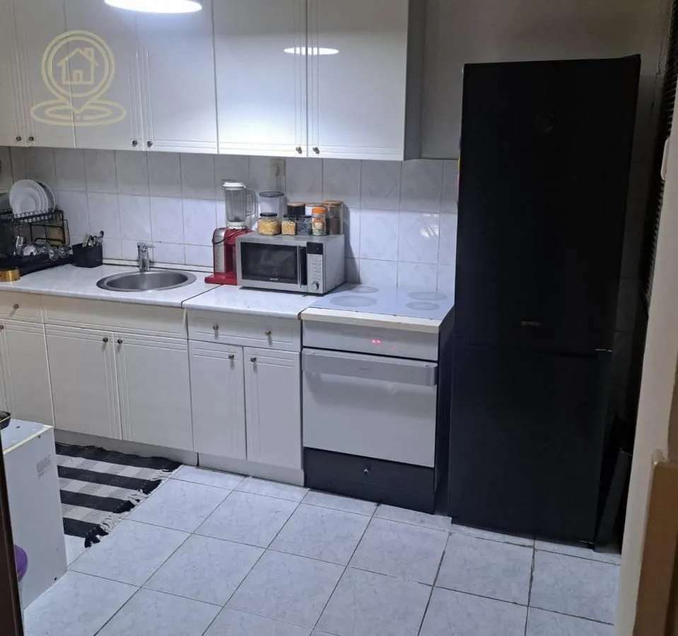 Prodaja, trosoban stan, 65m², Centar, Kragujevac