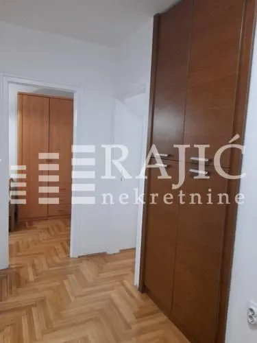 Rent, three bedroom apartment, 66m², Vračar Hram, Vračar Sve Podlokacije