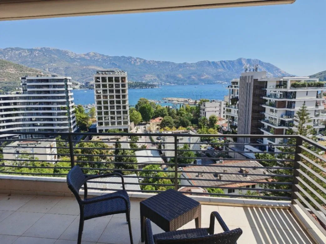Sale, two bedroom apartment, 111m², Centar, Budva
