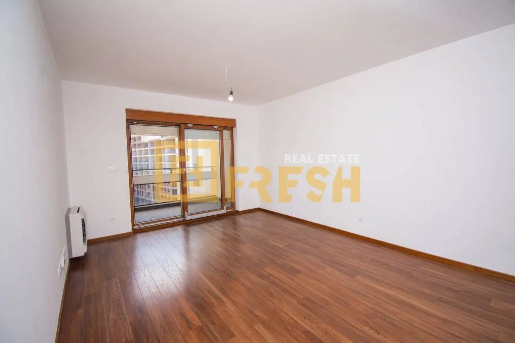 Rent, three bedroom apartment, 95m², Master Kvart, Podgorica