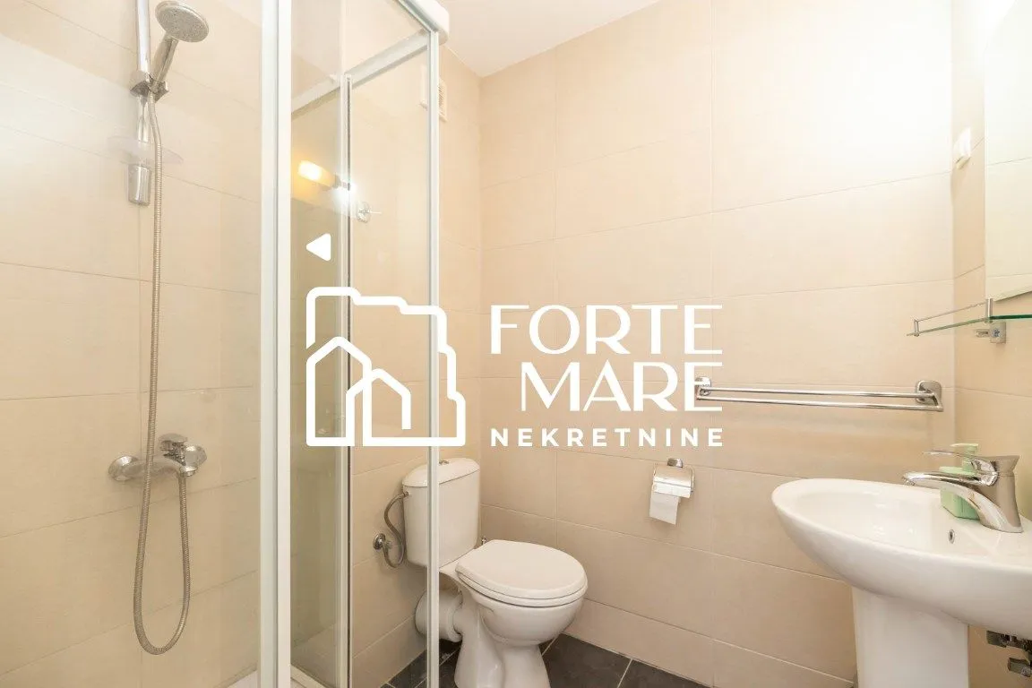 Prodaja, dvosoban stan, 85m², Đenovići, Herceg Novi