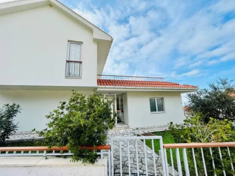 Prodaja, kuća, 160m², Sveti Stefan, Budva - image 17