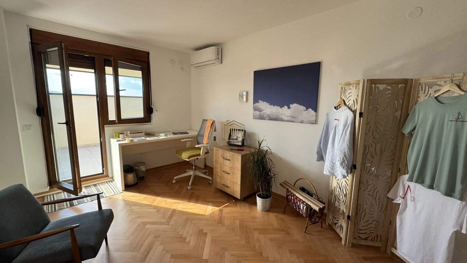 Rent, house, 256m², Masline, Podgorica