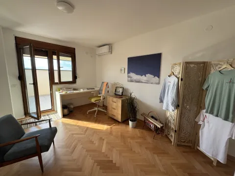 Rent, house, 256m², Masline, Podgorica - image 21