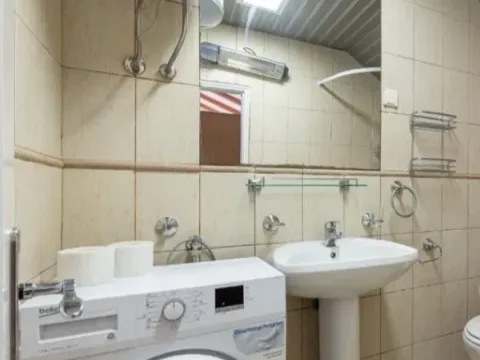 Rent, studio apartment, 35m², Radovići, Tivat - image 10