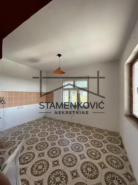 Sale, house, 130m², Čortanovci, Inđija