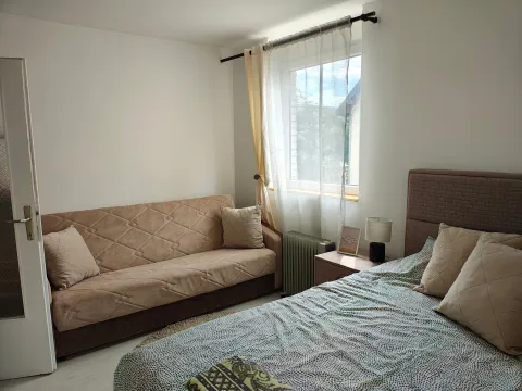Rent, one bedroom apartment, 55m², Centar, Kolašin - image 11