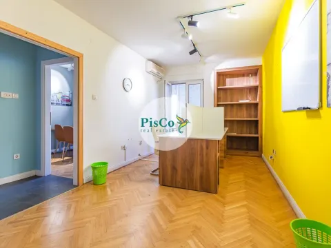 Rent, office space, 36m², Preko Morače, Podgorica - image 11