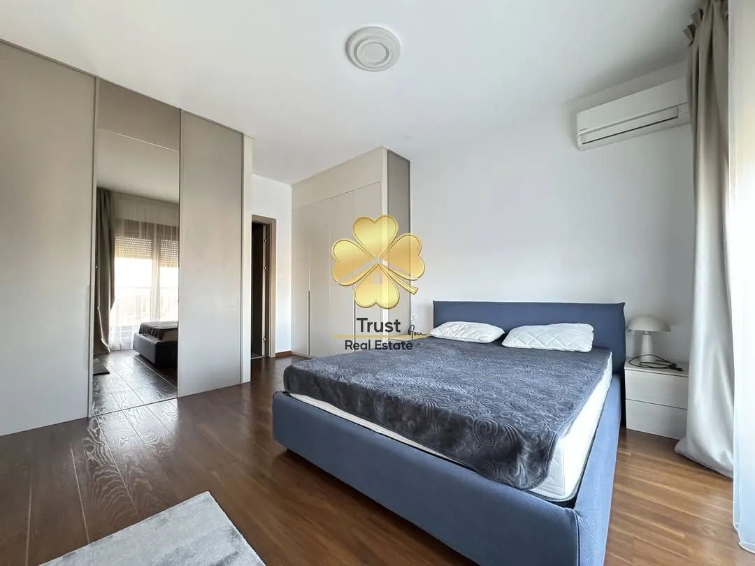 Rent, four bedroom apartment, 130m², Master Kvart, Podgorica