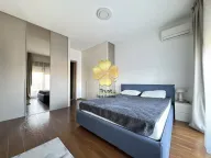 Izdavanje, četvorosoban stan, 130m², Master Kvart, Podgorica - image 4