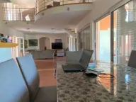 Izdavanje, kuća, 400m², Donja Gorica, Podgorica - image 10